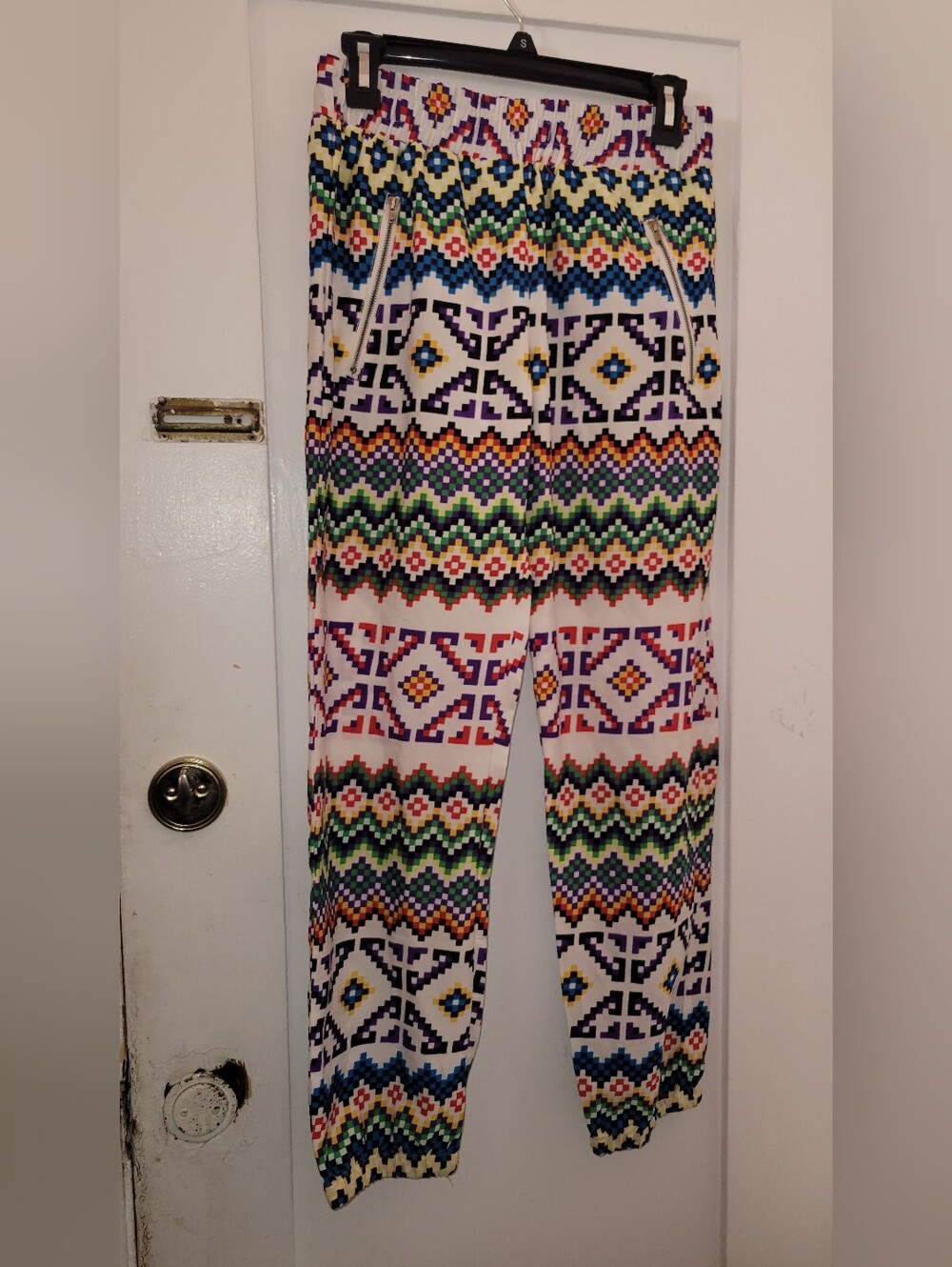 Women's Multicolor Geometric Print Jogger Pants